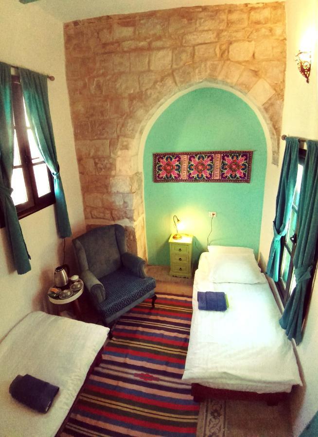 Turquoise Hostel Наблус Екстериор снимка