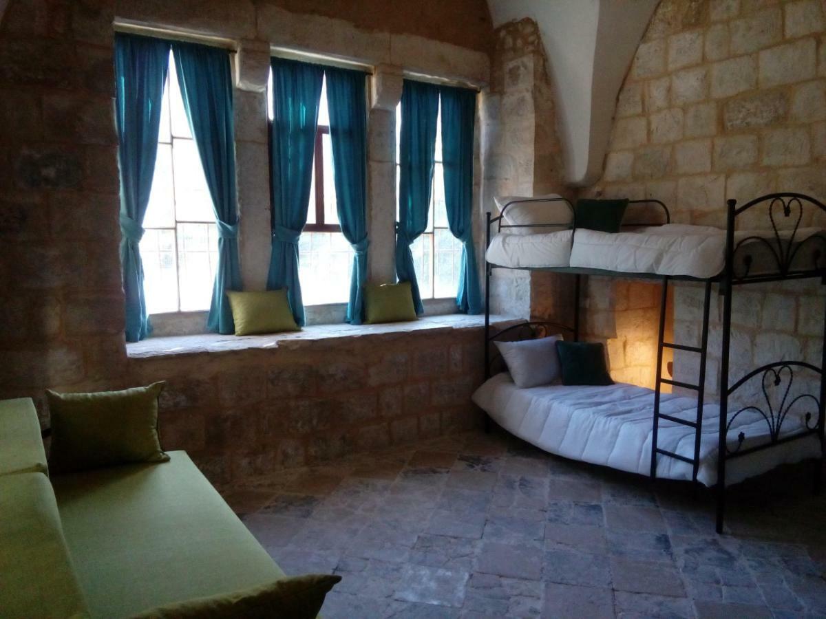 Turquoise Hostel Наблус Екстериор снимка